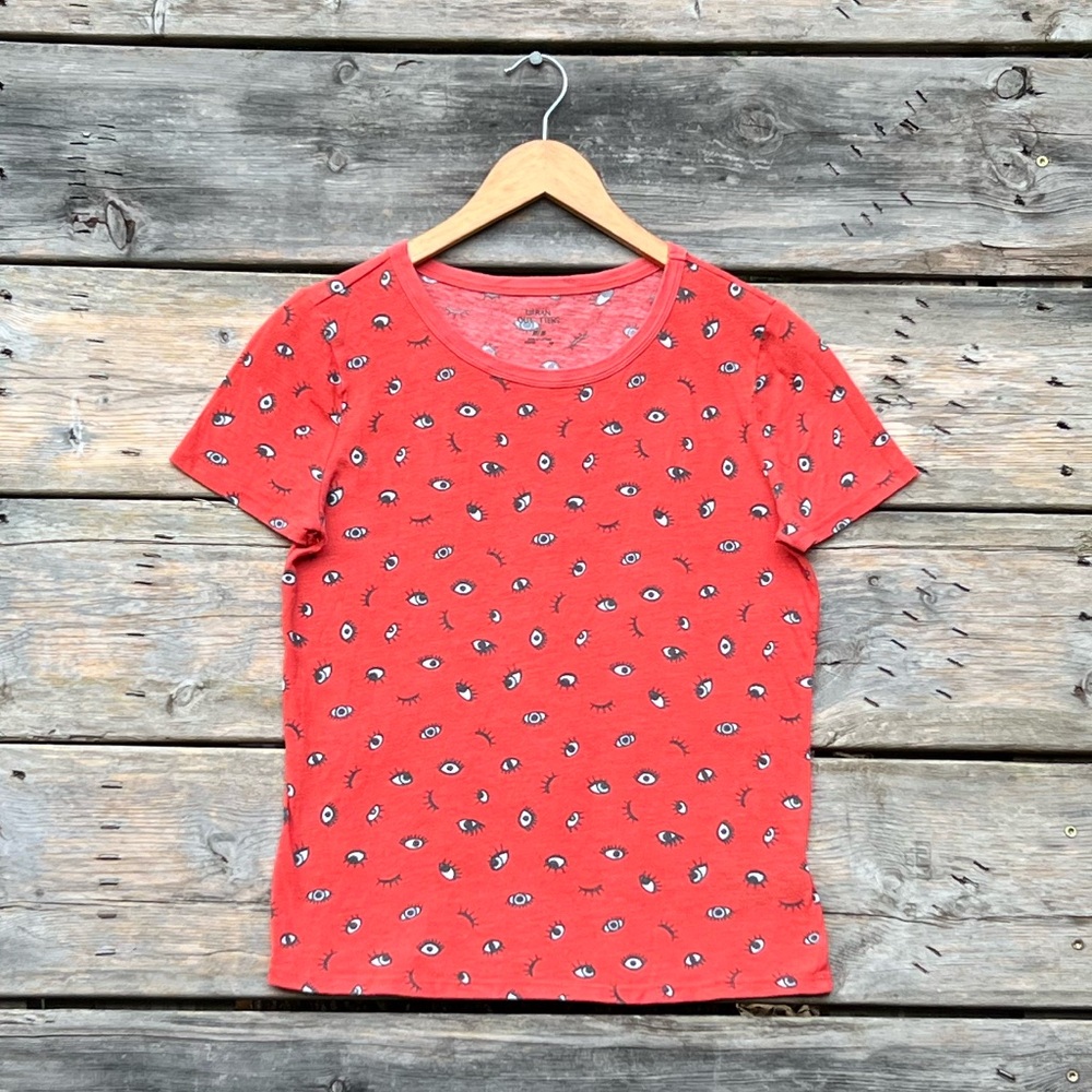 Urban Outfitters Eye Patterned Red Cotton Tee Size Medium